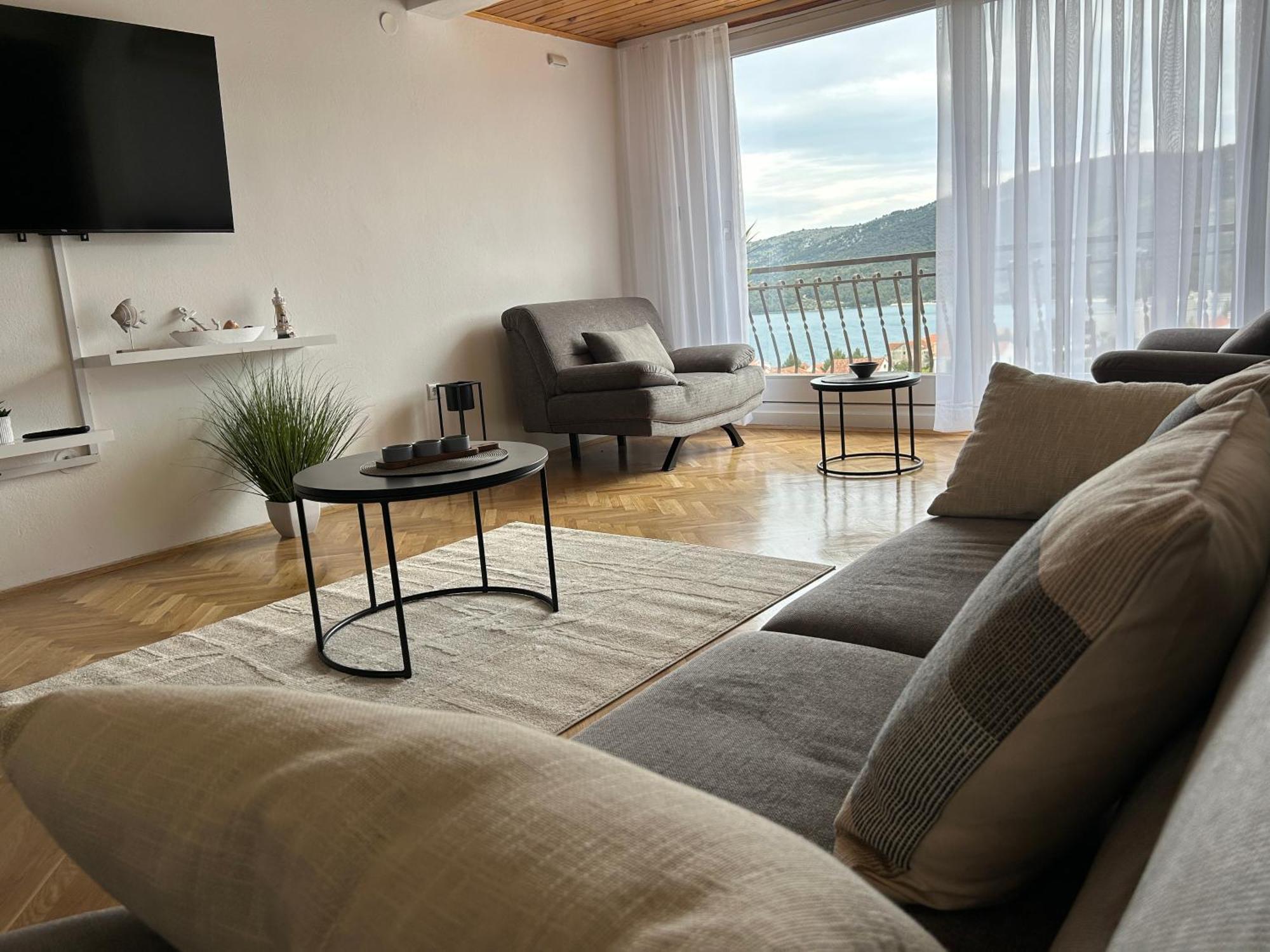 Apartment Golubica 2 Marina Bagian luar foto